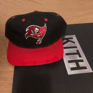 Buccaneers Vintage 90s SnapBack
